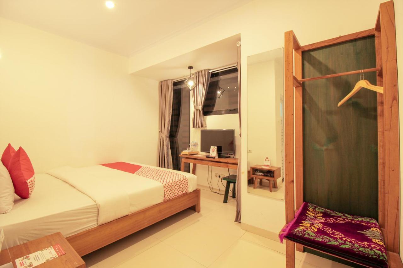 Oyo 396 Tibrae Residence Syariah Lembang Kültér fotó